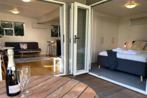 Awesome Mt Eden 1BR Unit - Wifi-Carpark - Heatpump